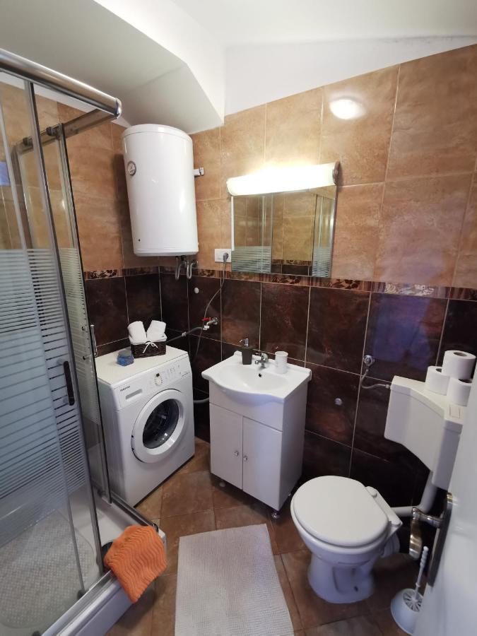 Apartment Katy Pula Bagian luar foto